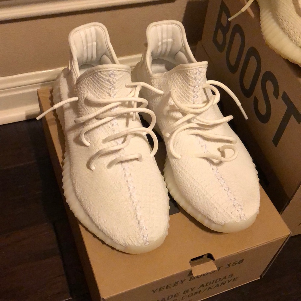 Yeezy Triple White